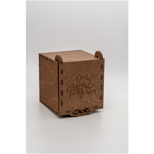 Коробка из дерева с гравировкой для бокал под виски -