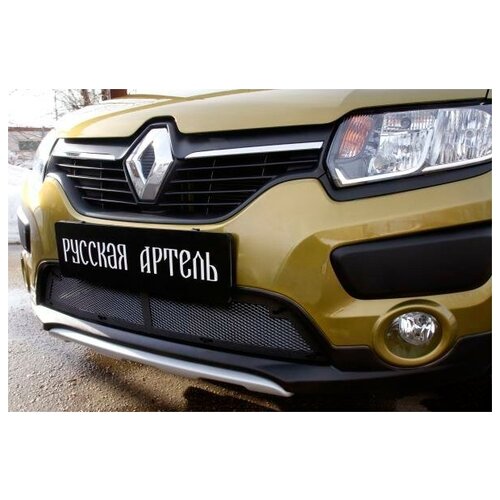 Защитная сетка решетки переднего бампера для Renault Sandero (2013-2020)