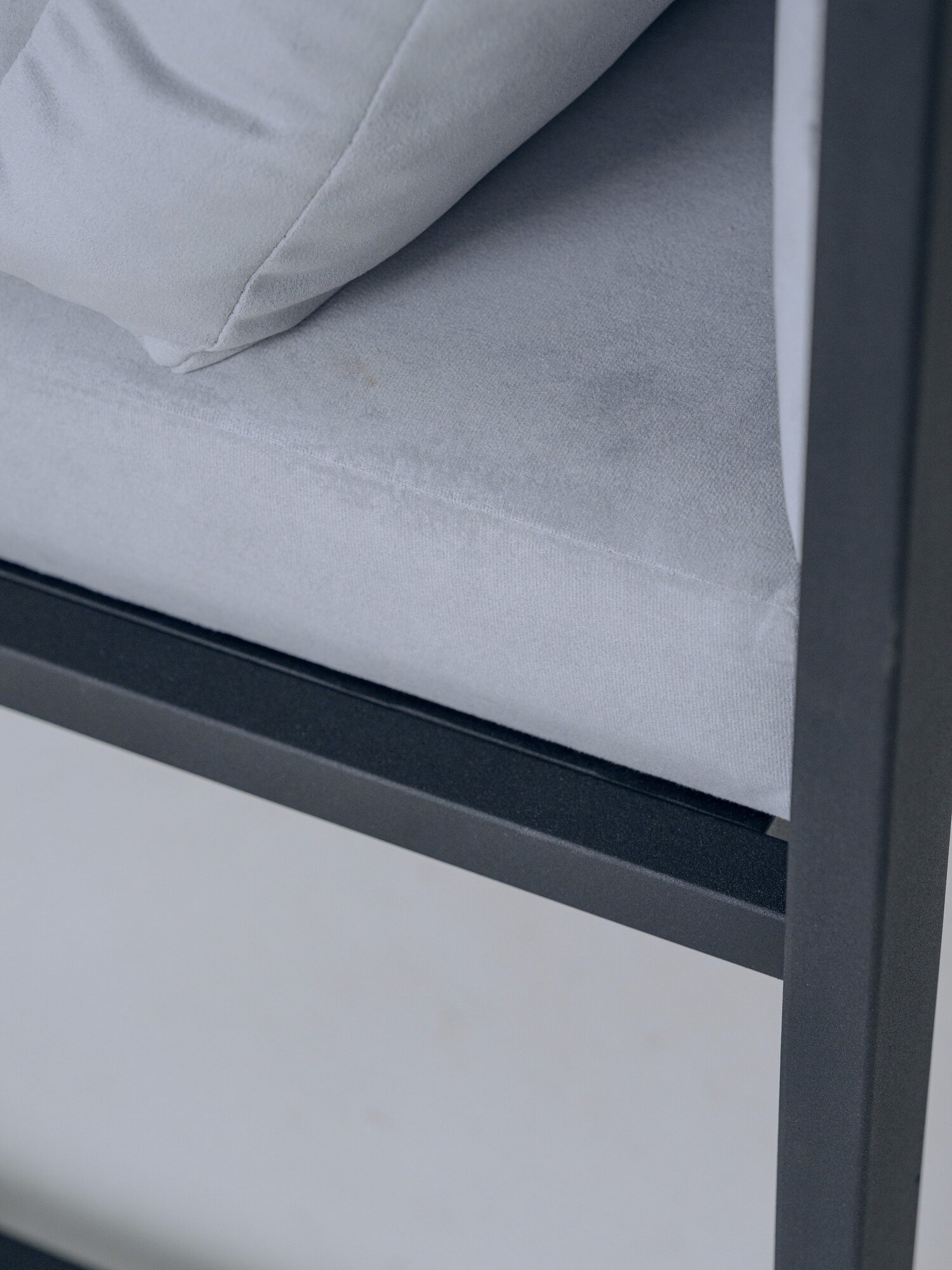 Кресло лофт Curl 70х70, обивка: велюр цвет: серый, в гостиную, офис, кафе, холл, зал ожидания, на кухню - фотография № 10