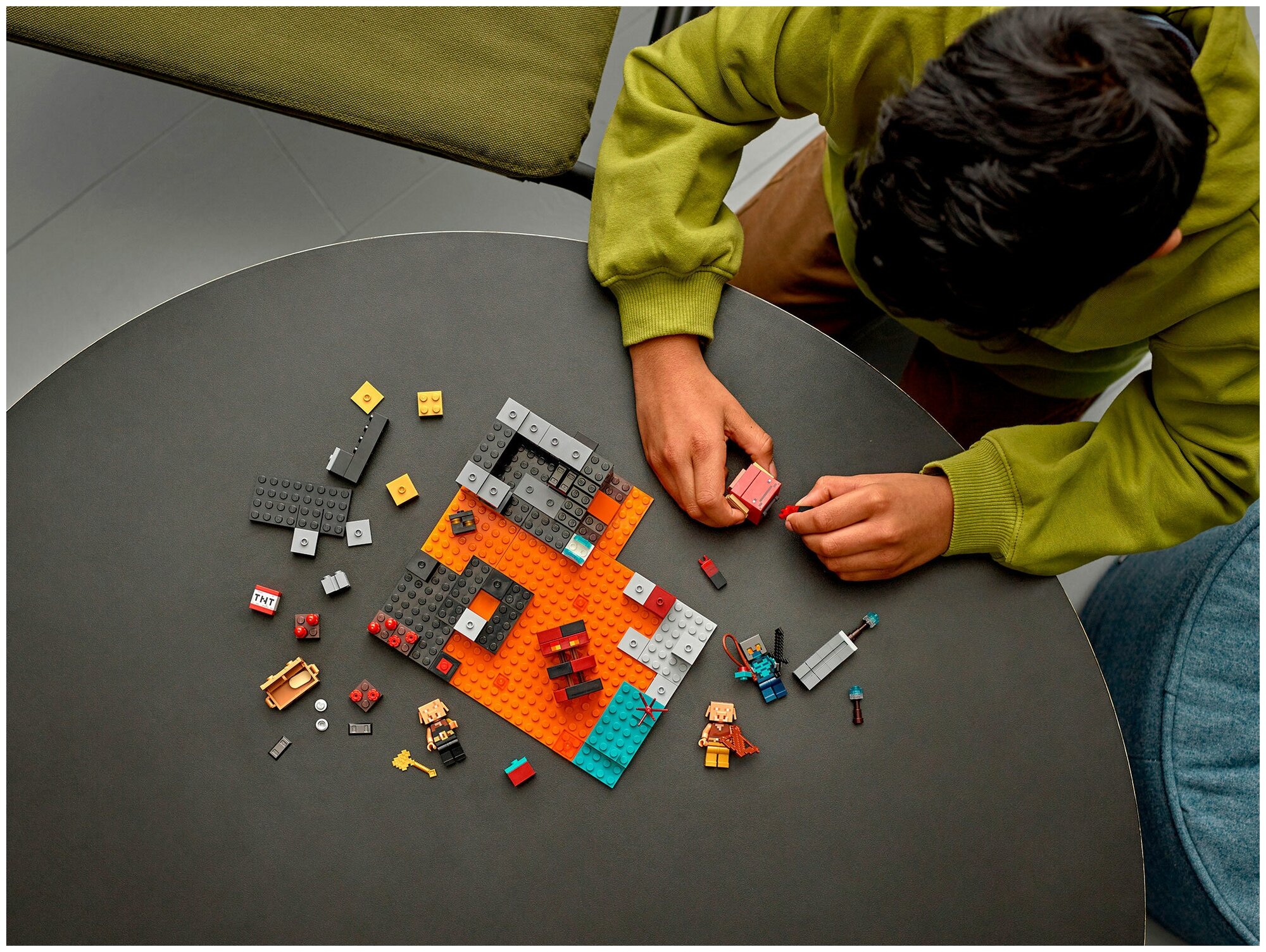 Конструктор LEGO Minecraft "Нижний бастион" 21185 - фото №20