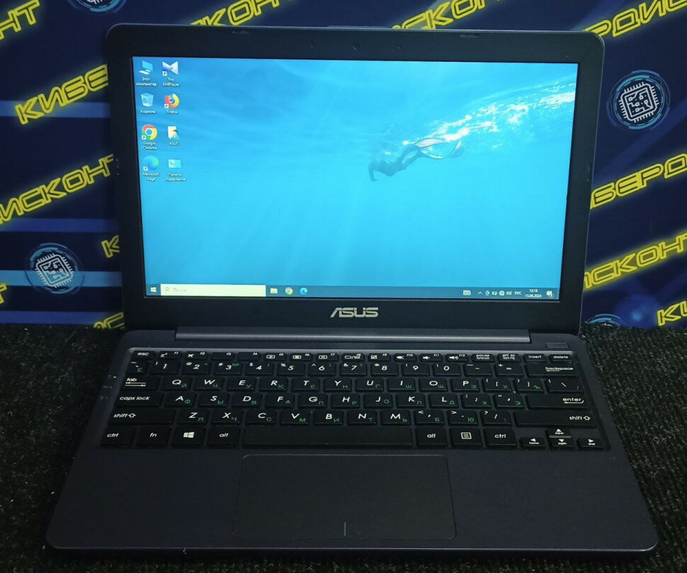 Asus E203M N4000 4 SSD 11 6