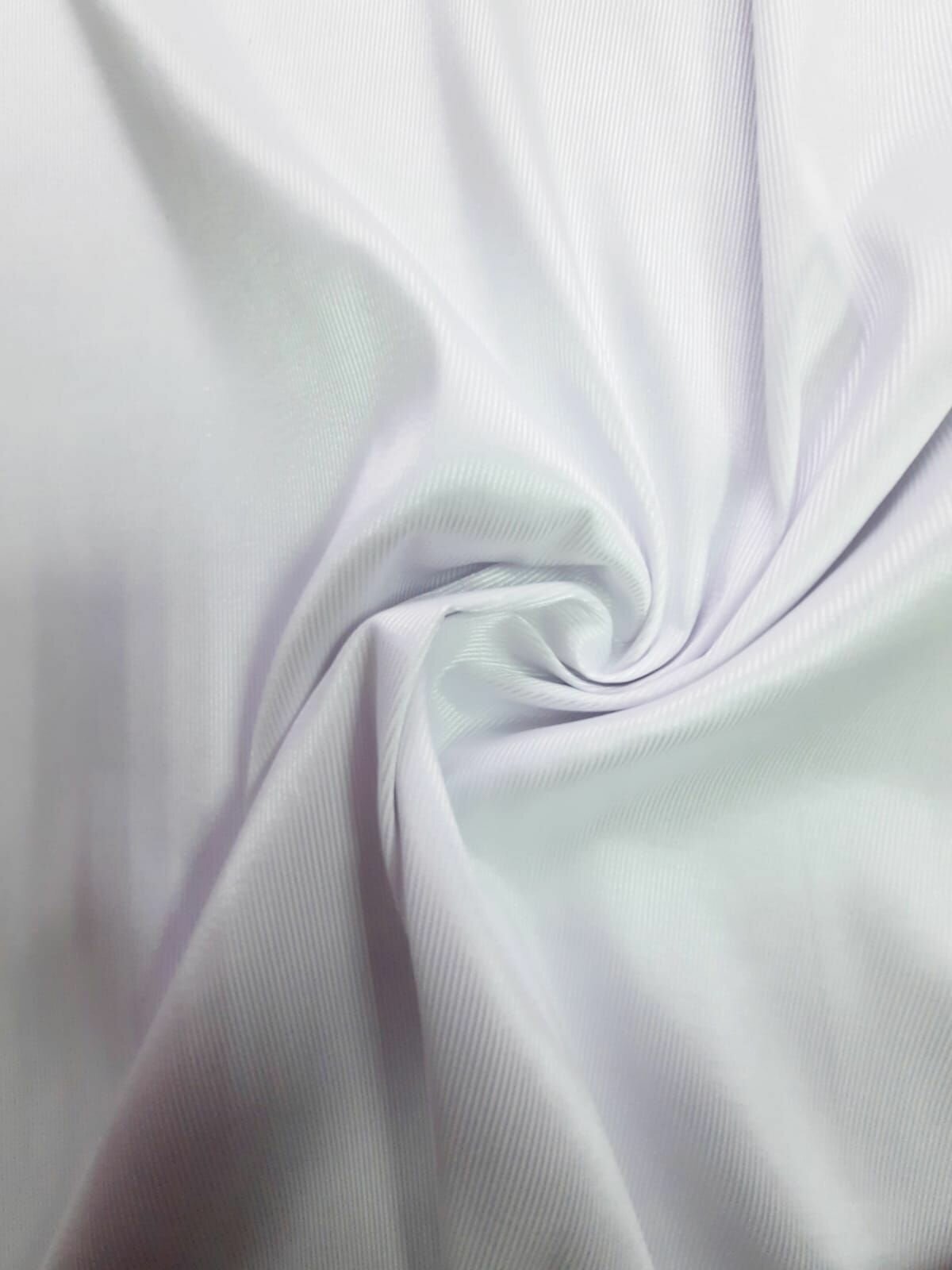 Ткань рубашечная в тонкую полоску с блеском, ширина 150 см.