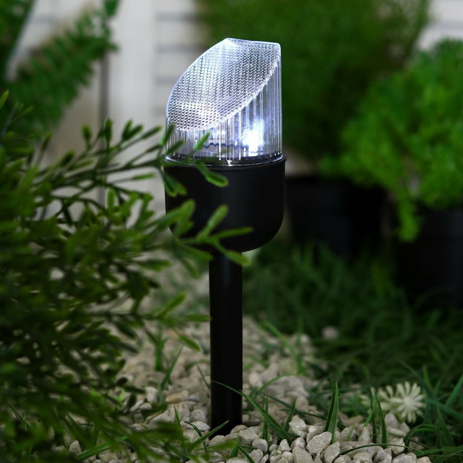 Садовый светильник на солнечной батарее «Цилиндр скошенный», 7 × 36 × 7 см, 1 LED, свечение белое - фотография № 4