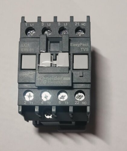 Изображение товара Магнитный пускатель/контактор перемен. тока (ac) Schneider Electric LC1E0901M5