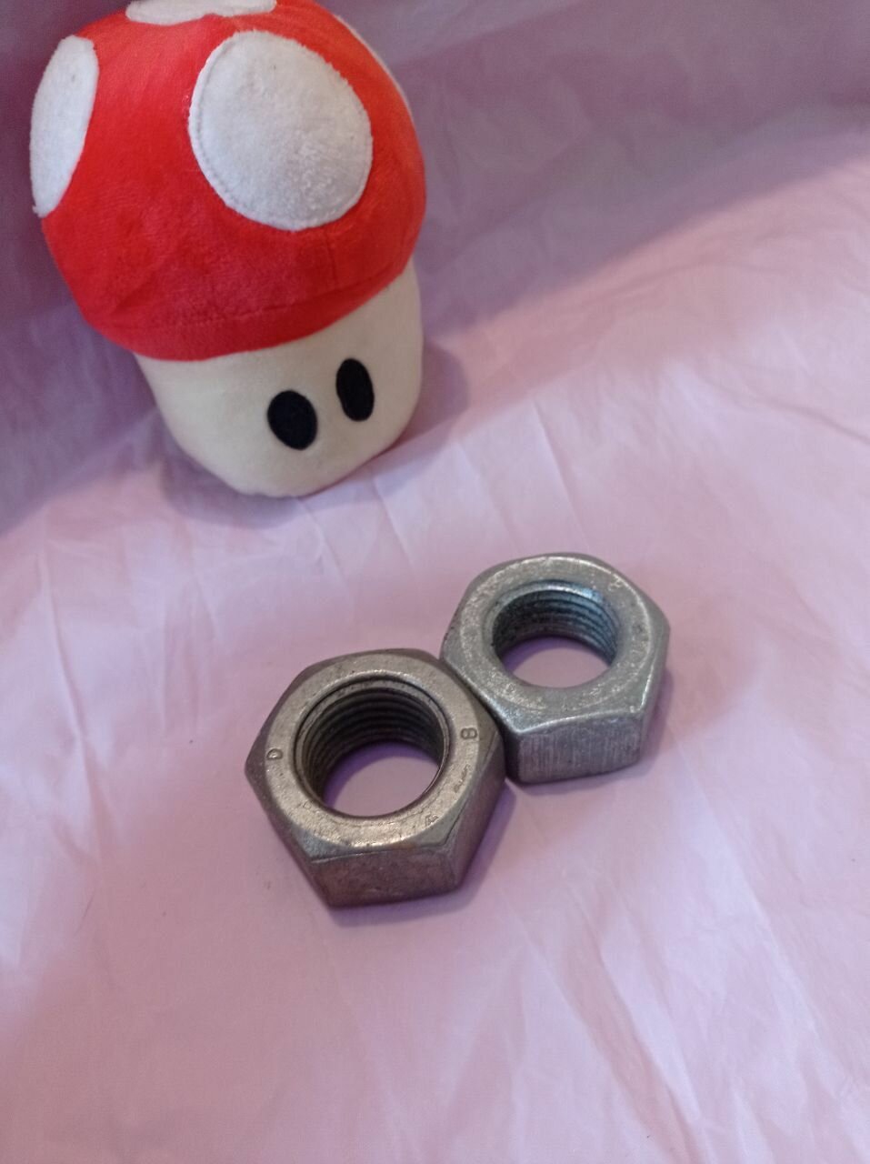 фото Гайки стальные, внутренний диаметр 32мм, толщина мм23, штуки 2