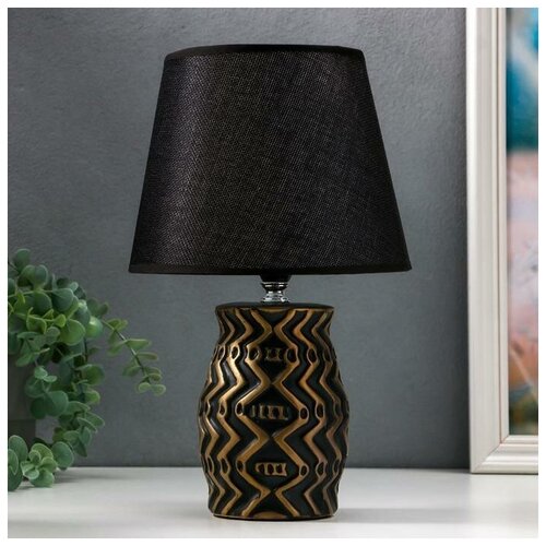 фото Лампа настольная 16739/1 e14 40вт h.31,5см risalux