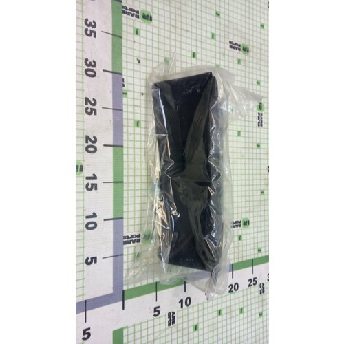 Брызговик задний правый Mitsubishi Pajero Montero 1939₽