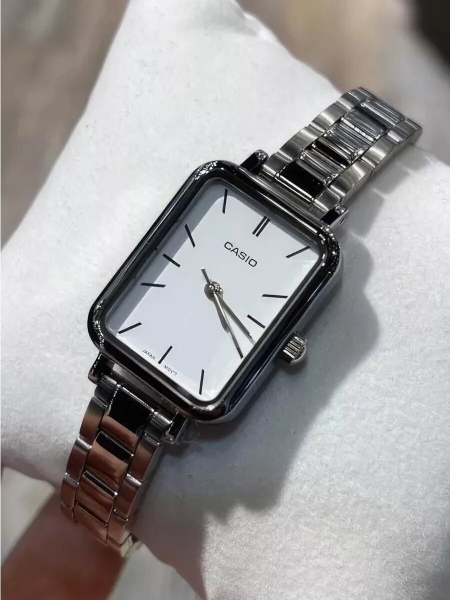 Наручные часы CASIO Collection, серебряный, белый — фото 1
