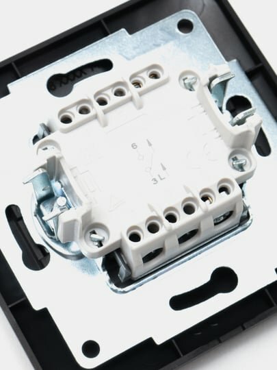 Выключатель Lezard KARINA LIFE 708-4242-100, чёрный бархат — фото 1