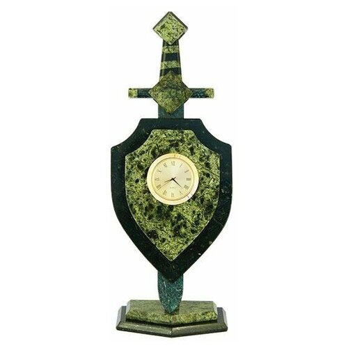 фото Уральский сувенир настольные часы "щит и меч" из змеевика