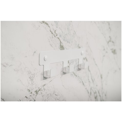 Вешалка с 3 крючками в квартиру, дом или на дачу.Крючок настенный для полотенец и одежды в ванную, кухню, прихожую.