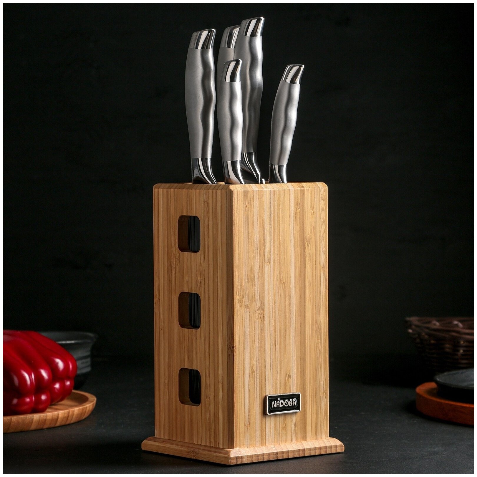 NÁDOBA Набор NADOBA MARTA из 5 кухонных ножей с универсальным блоком из бамбука, цвет хромированный