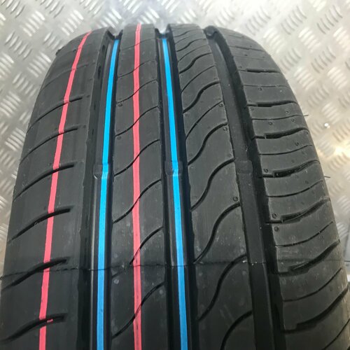 195/65 R-15 Viatti Strada 2 Asimmetrico V-134 95V