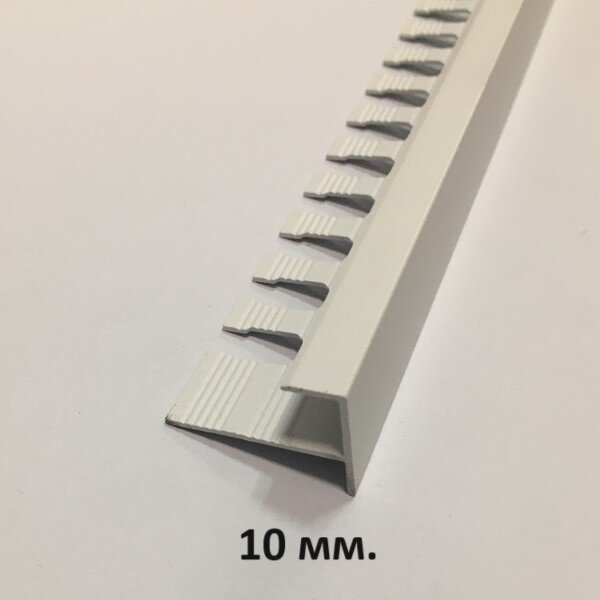 F-образный профиль 10мм. Белый муар 2.7м.