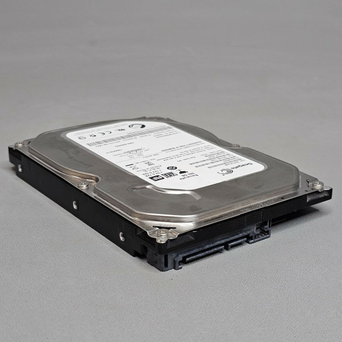 Жесткий диск Seagate Barracuda 500 ГБ ST500DM002 — фото 1