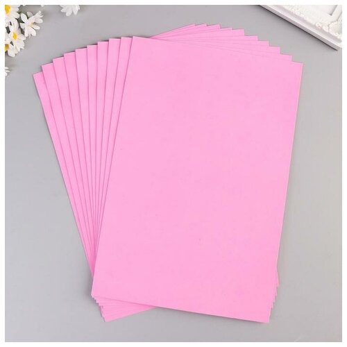 фото Фоамиран "бледно-розовый" набор 10 листов, формат а4, 1 мм qwen