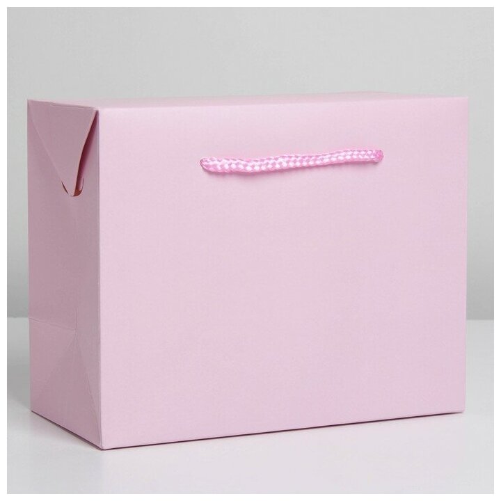Пакет — коробка «Розовый» 28 × 20 × 13 см