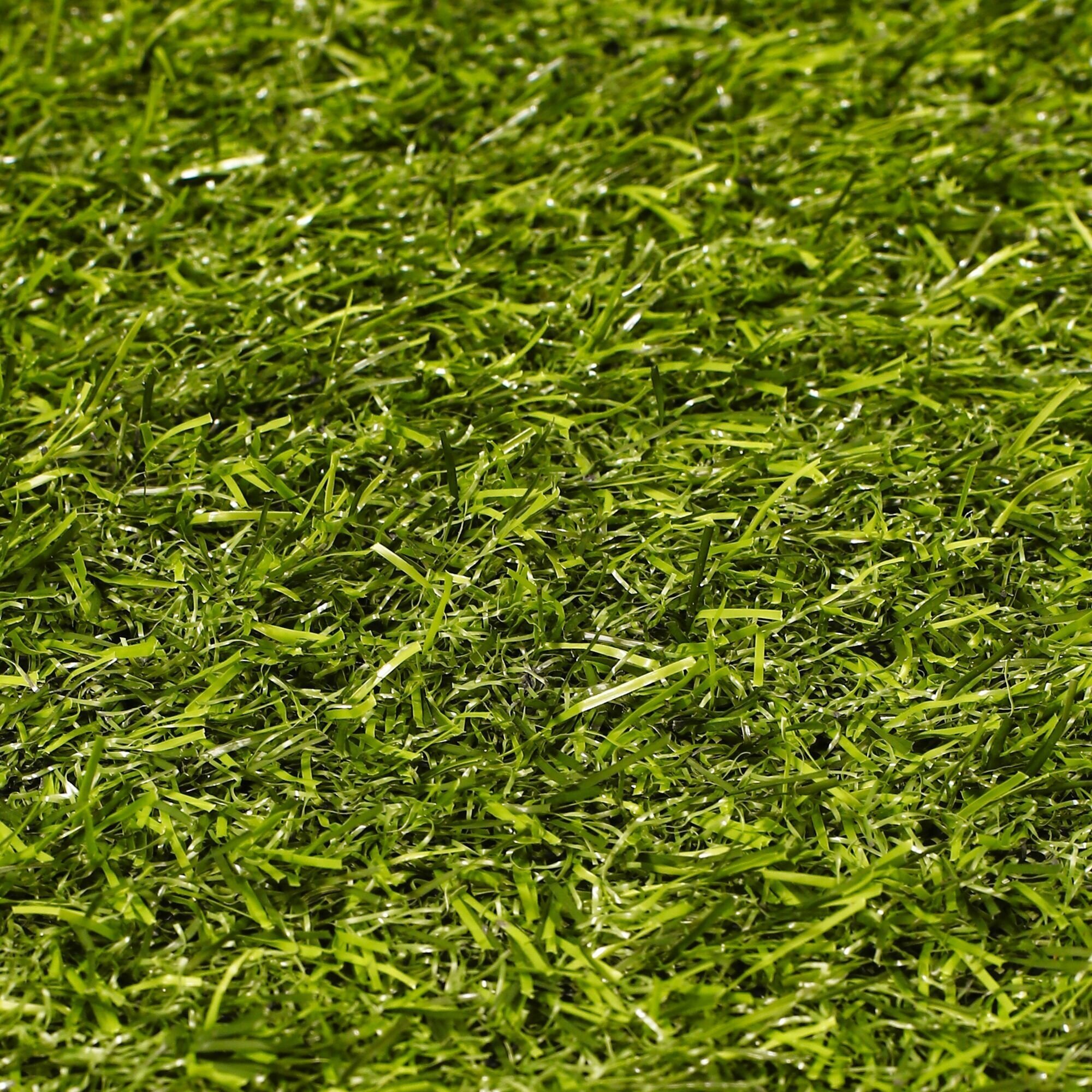 Искусственный газон в рулоне для декора 1,2х6,5м Premium Grass 20 Green, высота ворса 20 мм. Искусственная трава. - фотография № 14