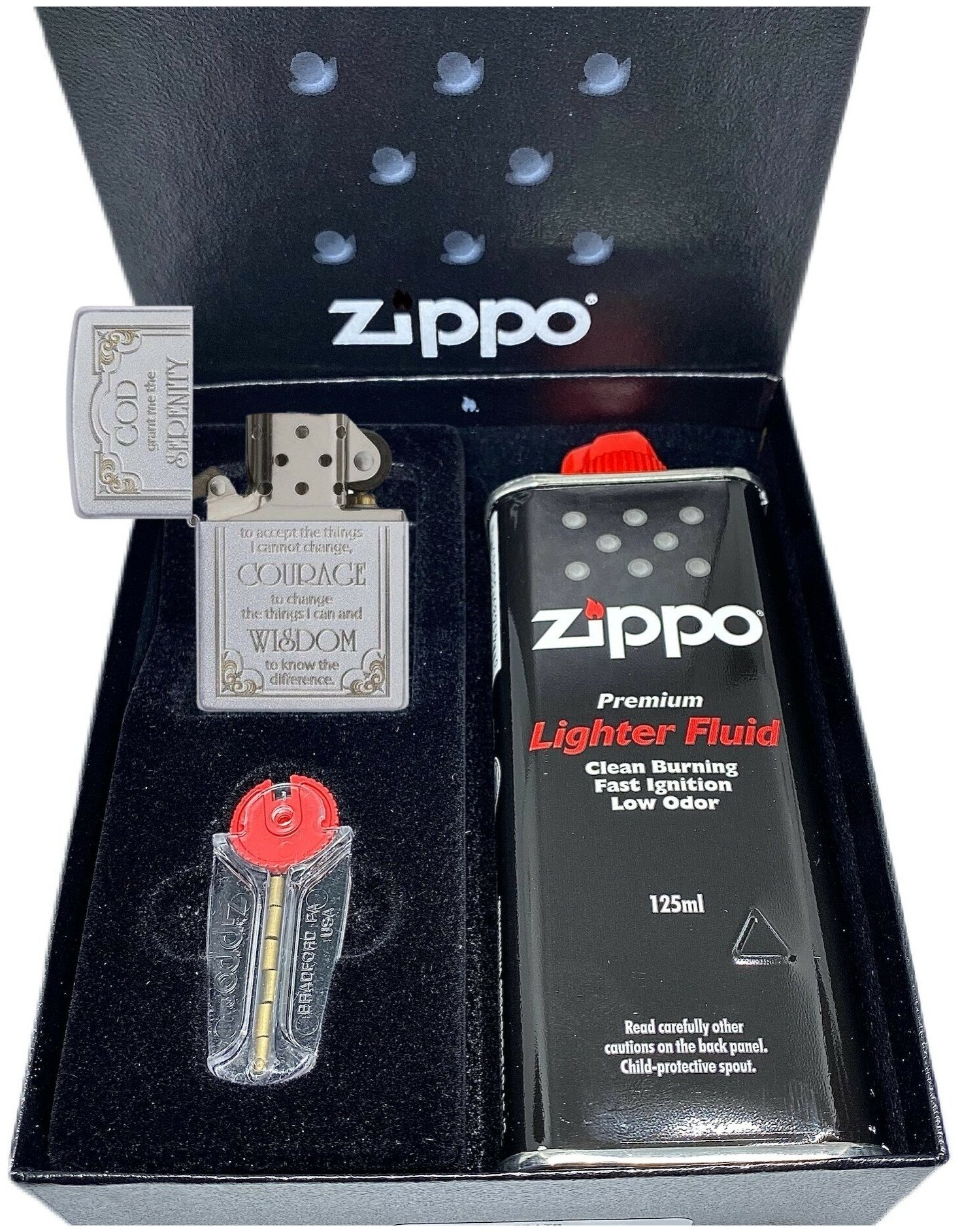 Подарочный набор ZIPPO ( Зажигалка ZIPPO 28458 Classic, серебристая, с покрытием Satin Chrome + кремни + топливо, 125 мл ) - фотография № 5