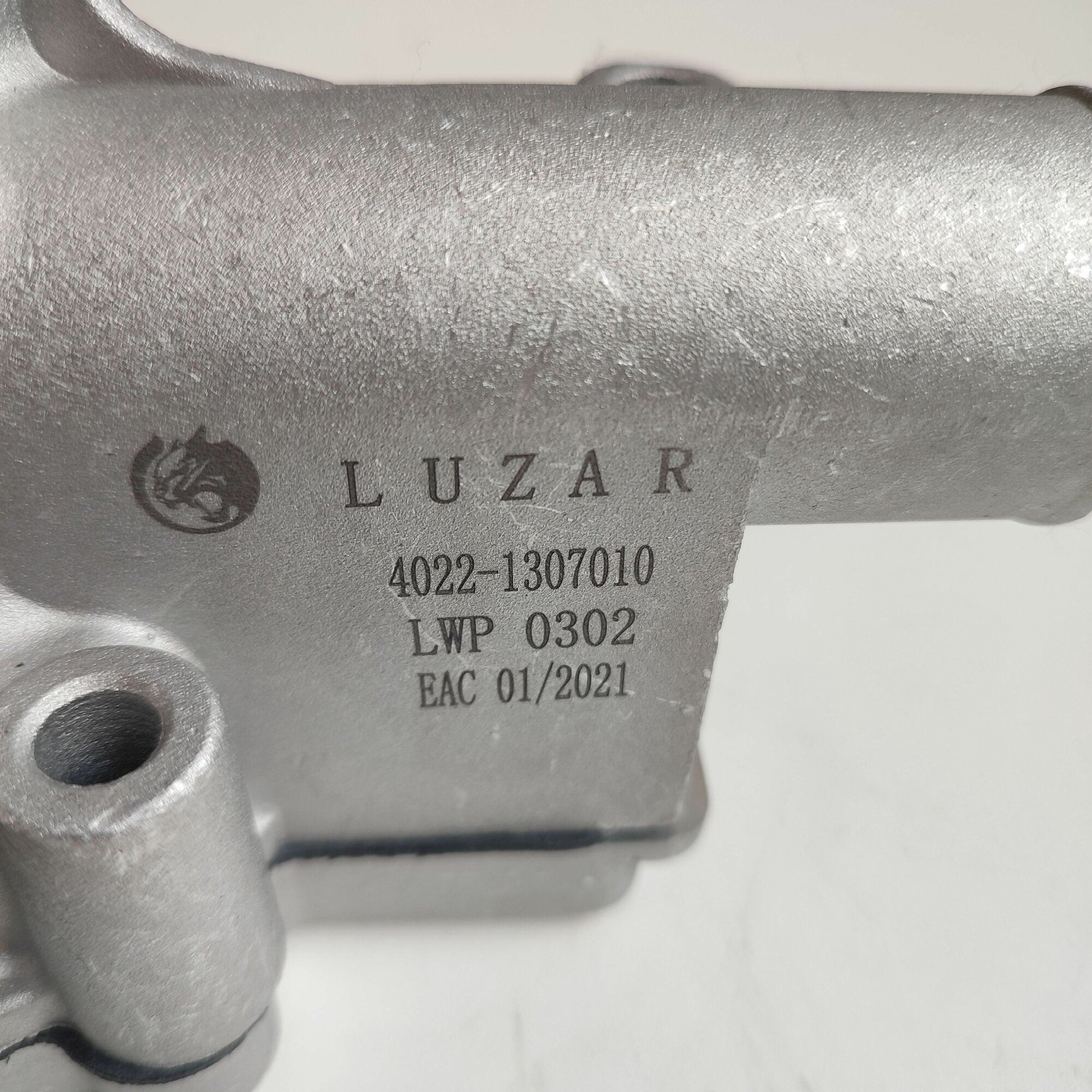 Насос водяной для автомобилей ГАЗ 3110, 3302 (402 карб) LUZAR - фото №19