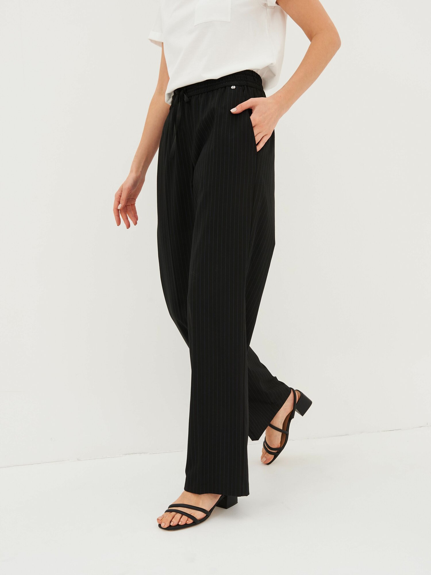 Брюки Gerry Weber Осень-зима 2023, размер 44R, черный