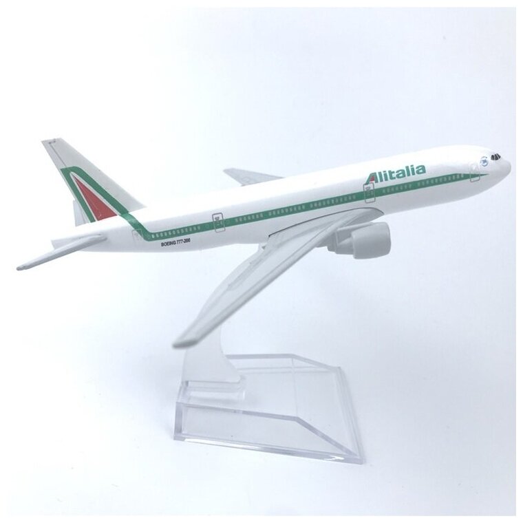 Модель самолета металлическая авиакомпания Alitalia