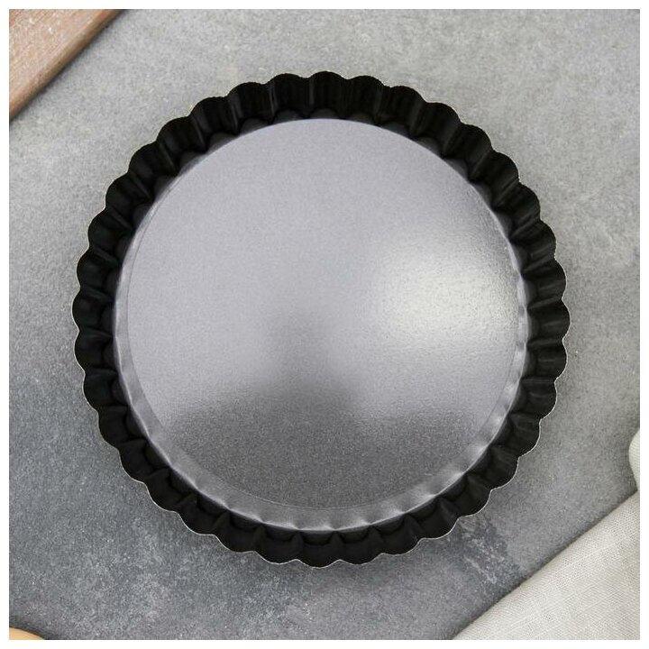 Форма для выпечки «Жаклин. Рифлёный круг», d=13,5 см, съёмное дно, антипригарное покрытие, цвет чёрный - фотография № 5
