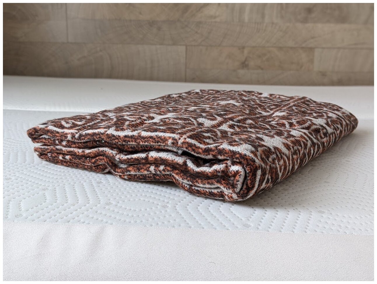 Одеяло байковое 140х200 коричневое жаккард - фотография № 6