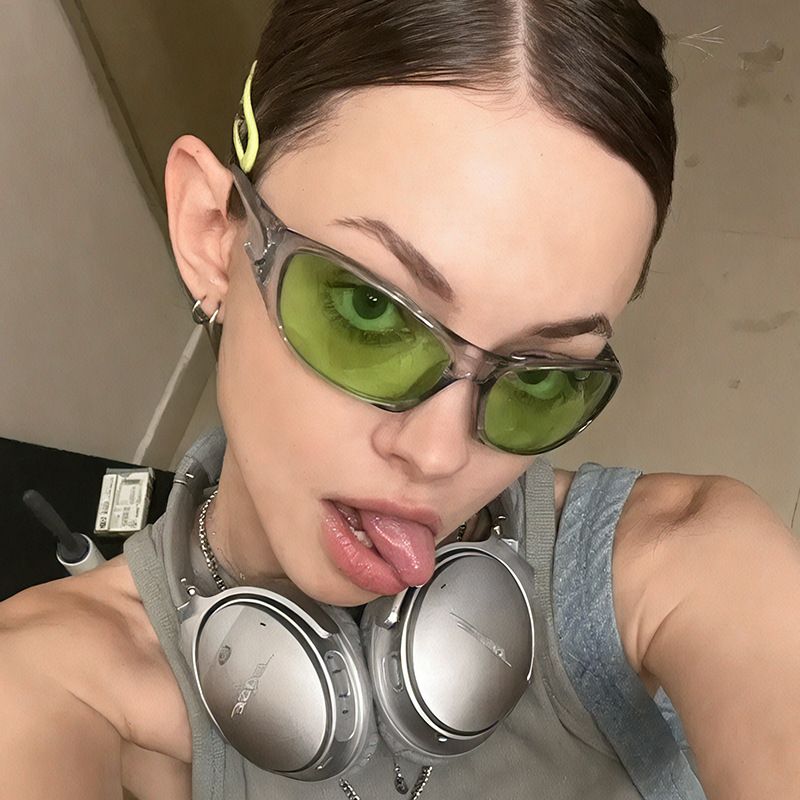 Солнцезащитные очки