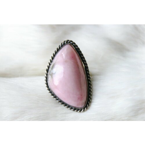 Кольцо 100% Ural, опал, размер 18, розовый позолоченное кольцо с розовым опалом