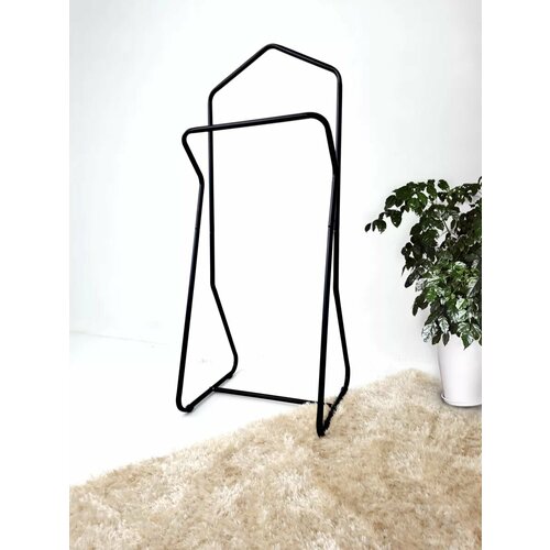 Вешалка напольная для костюмов и пиджаков черная 1860₽