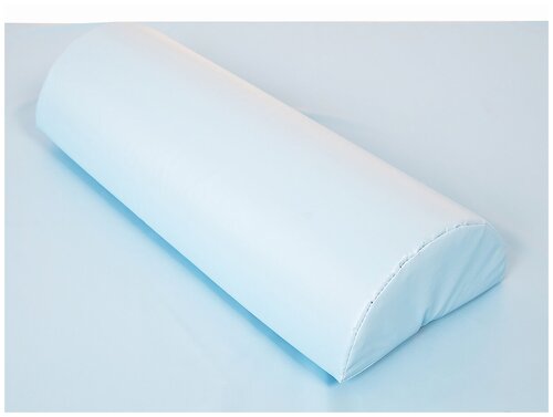 Подушка- валик полусфера для лежачих больных, спины, при варикозе, для йоги. Голубой цвет. Длина 50 см , высота 10см. Ткань мед клеенка.