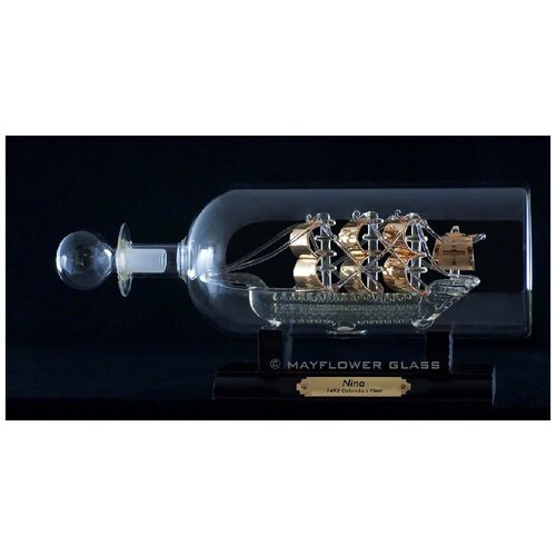 Корабль в бутылке Нина