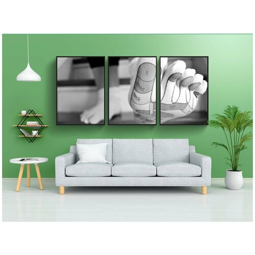 фото Набор модулных постеров для интерьера "лестница, ноги, носки" 60x90 см. в тубусе, без рамки lotsprints