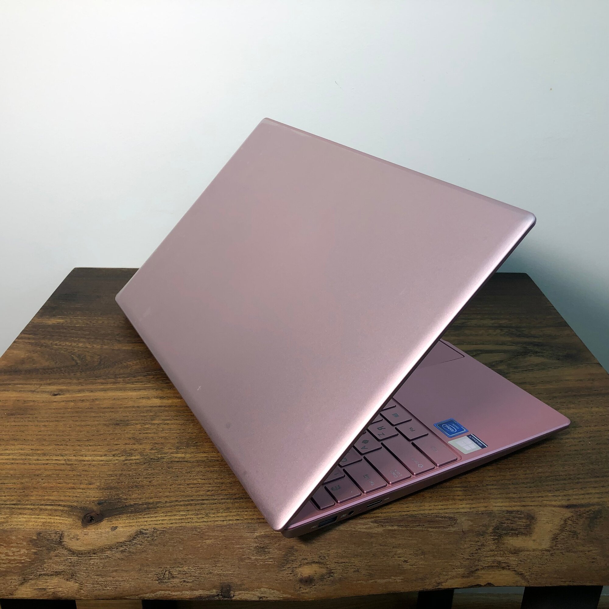 Ноутбук офисный 15 дюйм Ноутбук 15.6" Notebook Pink Intel Celeron N5095 2.0GHz, RAM 16GB, SSD 512GB, Intel UHD Graphics, WiFi, Bluetooth