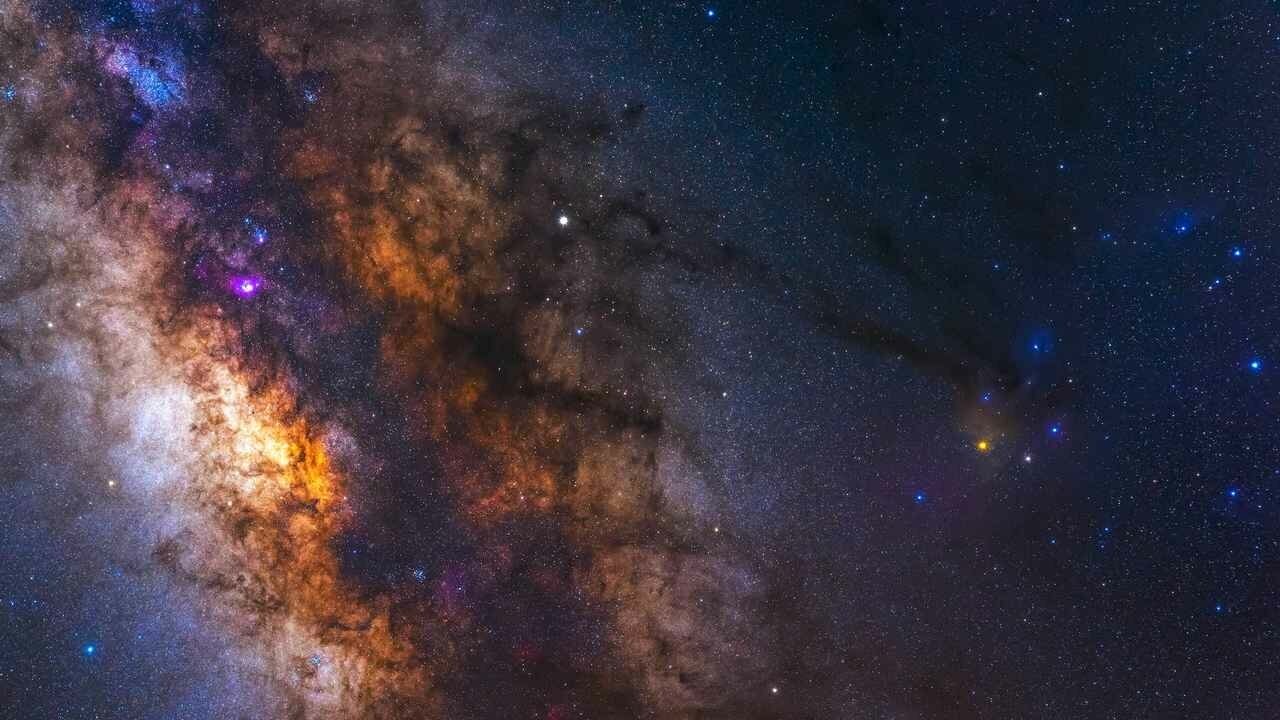 Картина на холсте 60x110 LinxOne "Галактики туманности звезды" интерьерная для дома / на стену / на кухню / с подрамником