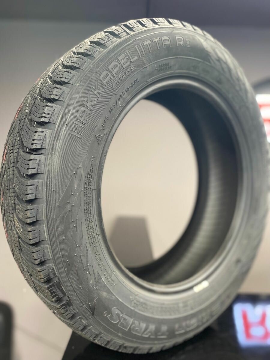 Автошины Nokian Hakkapeliitta R3 215/55 R17 98R - фото №4