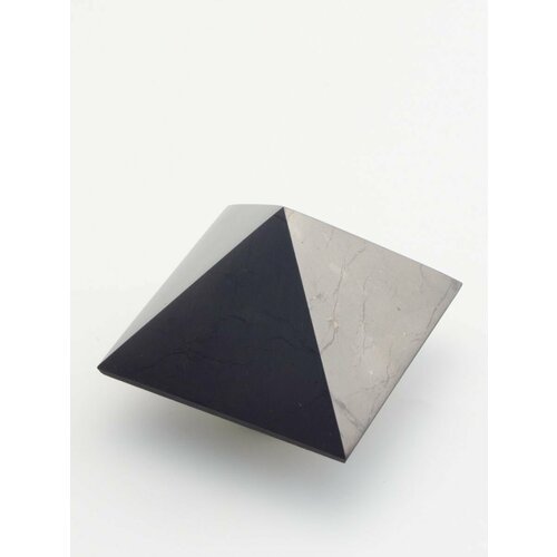 Пирамида из Шунгит натуральный 4 см 576₽