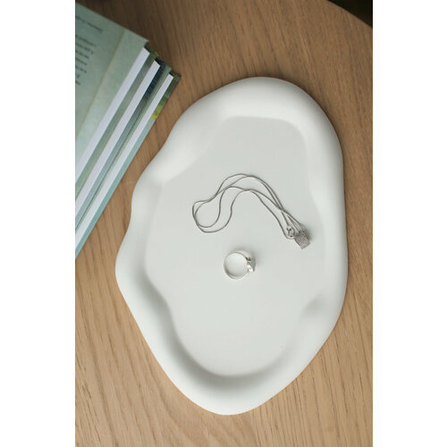 Поднос дизайнерский Неправильная форма 24 см ZAVOD BETON 896₽