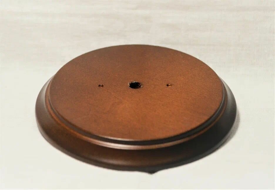 фото Ретро подложка для электроустановки Астория, орех, Interior Electric