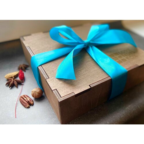 Подарочный набор " К чаю New" в деревянном боксе Синяя лента