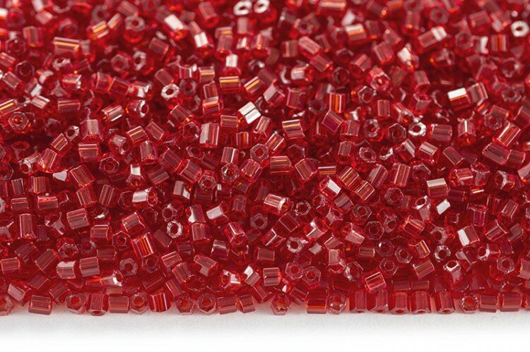 Бисер чешский PRECIOSA рубка 10/0 90050 красный прозрачный, 50г