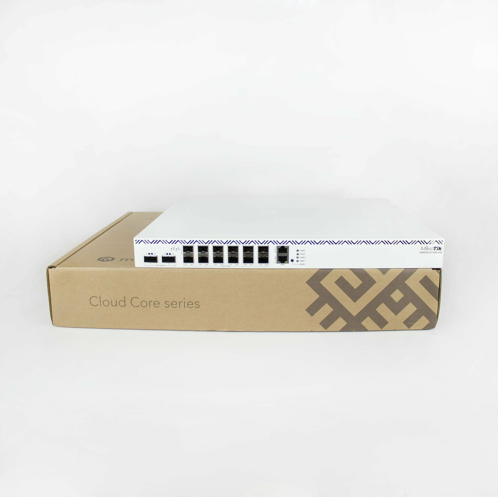 Маршрутизатор MikroTik Cloud Core Router 2216-1G-12XS-2XQ with Amazon Annapurna Labs Alpine v3 AL73400 CPU (16-cores, 2GHz per core) and Marvell Prestera Aldrin2 switch-chip, 16GB RAM, 2x100G QSFP cag - фото №3