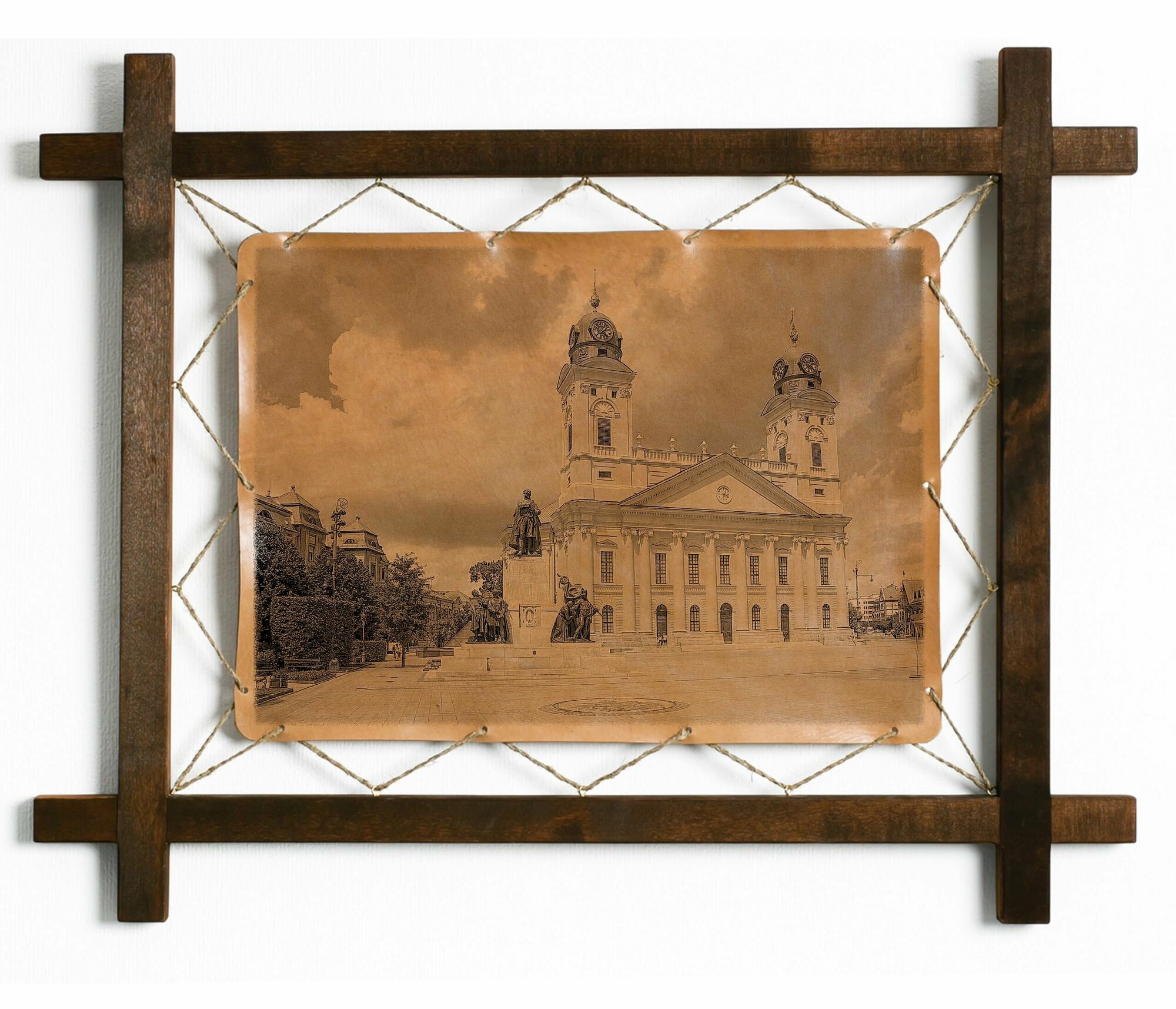 Картина Реформатский собор, Венгрия, гравировка на натуральной коже, интерьерная для украшения и декора на стену в деревянной раме, подарок, BoomGift
