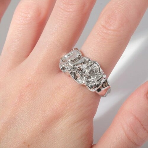 фото Кольцо, серебряный случай