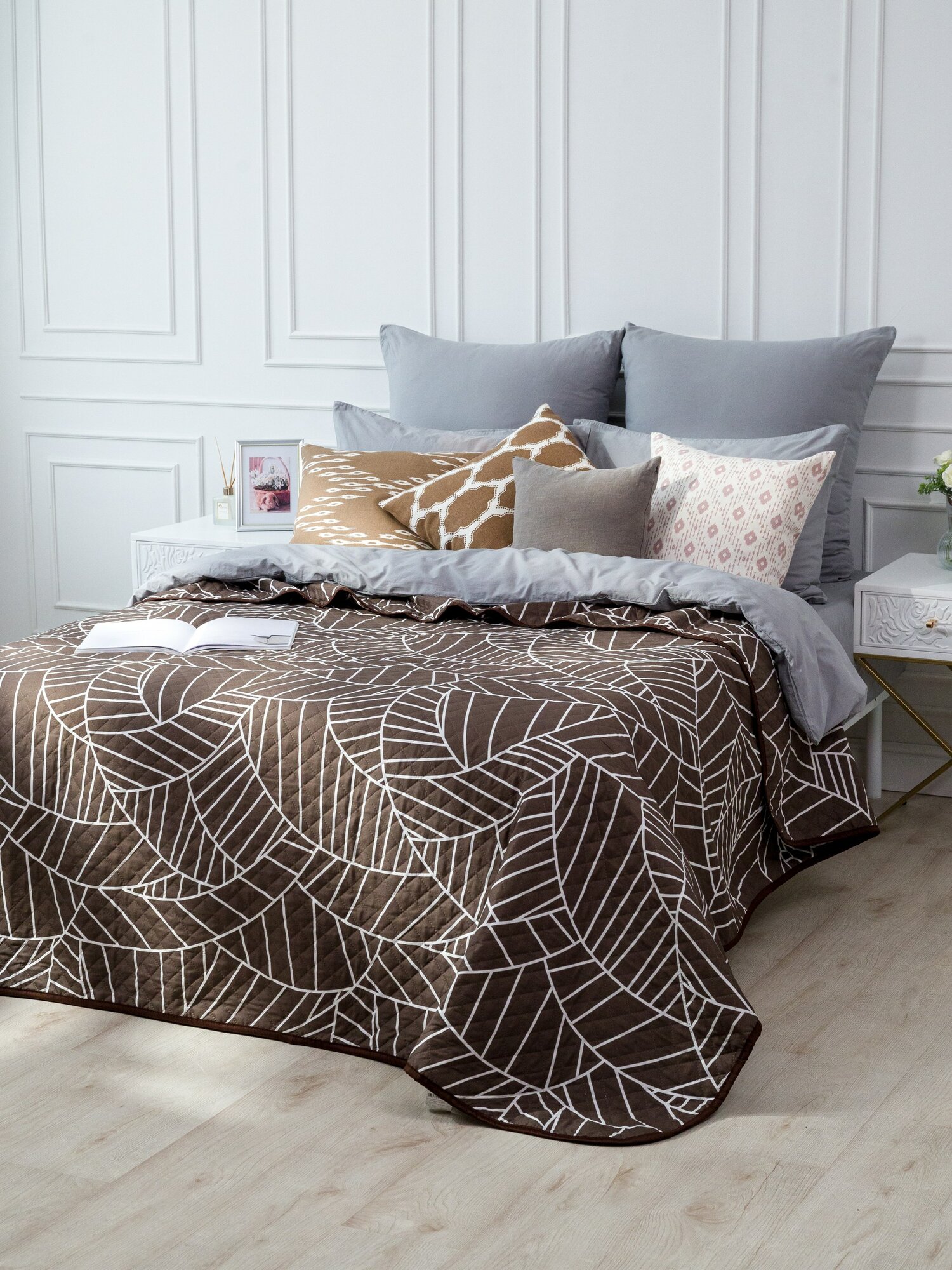 Покрывало на кровать 240х210 см Вселенная Текстиля ультрастеп двухстороннее