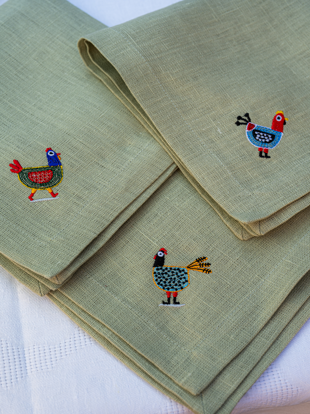 Набор салфеток из 3 штук, 100% лен, с вышивкой в подарочной упаковке