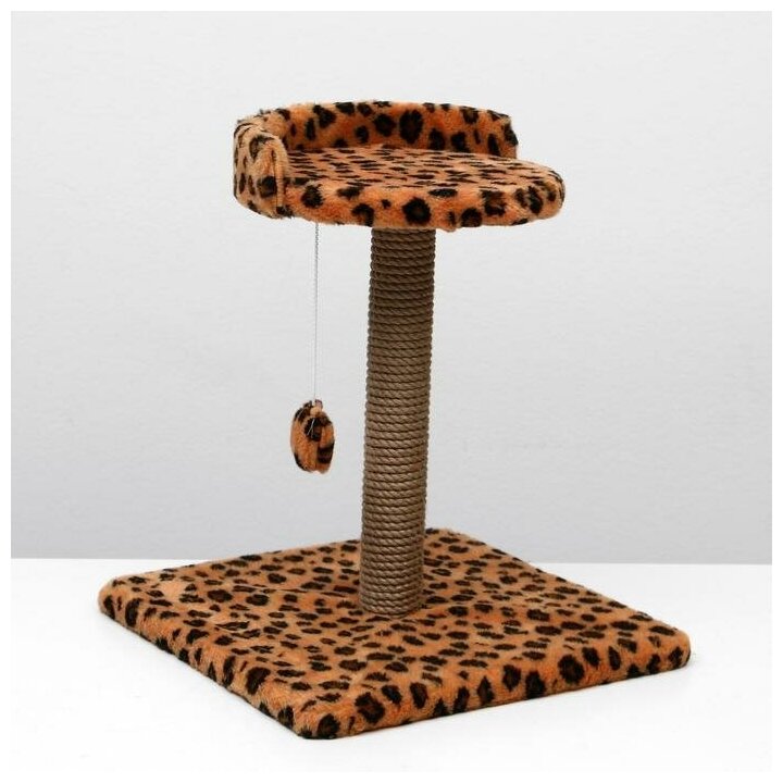 Когтеточка малая "Арена" с игрушкой, 40 х 40х 55 см, джут, леопард - фотография № 1
