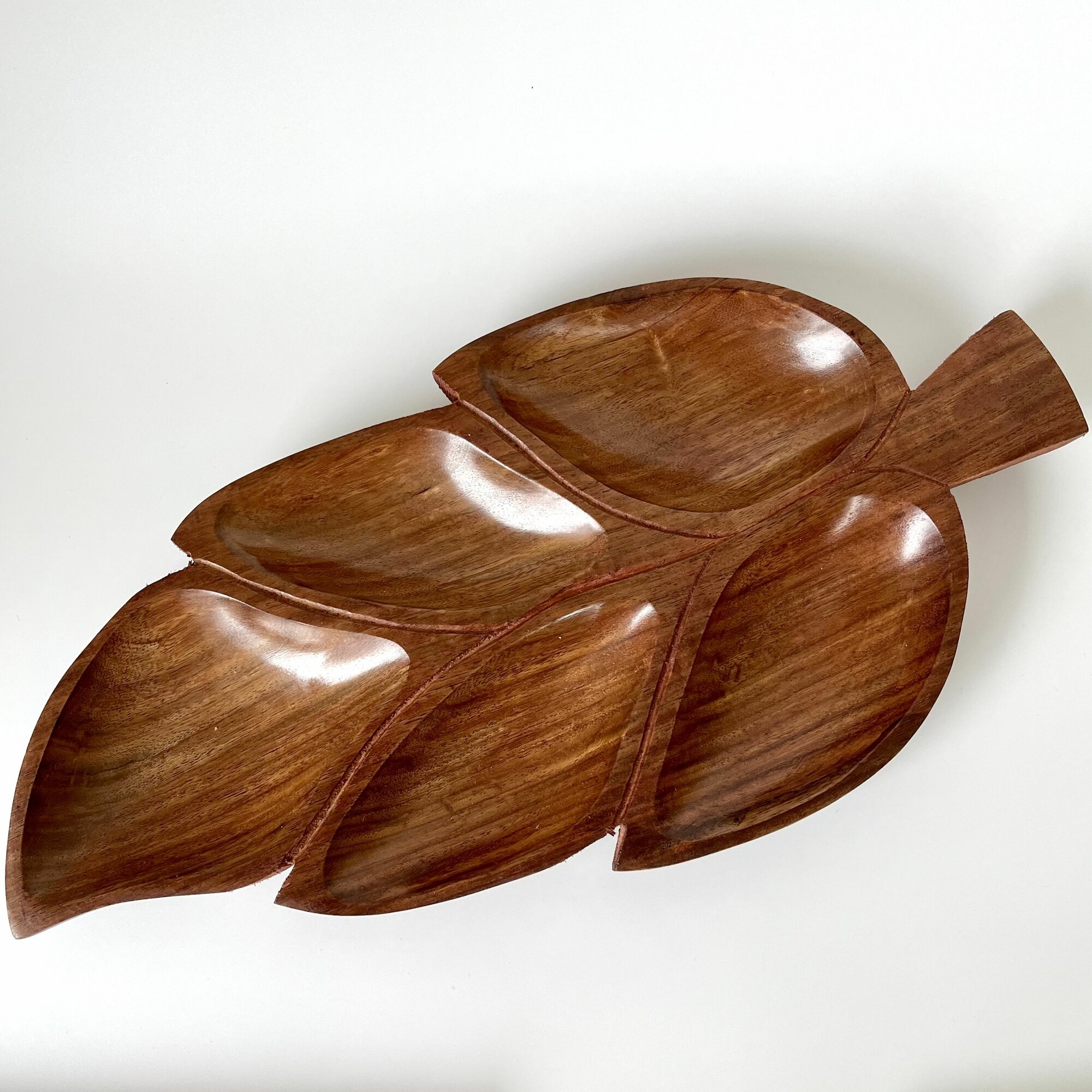 фото Менажница деревянная, лист, блюдо для подачи закусок, 32х16х3см, Индия, арт25490