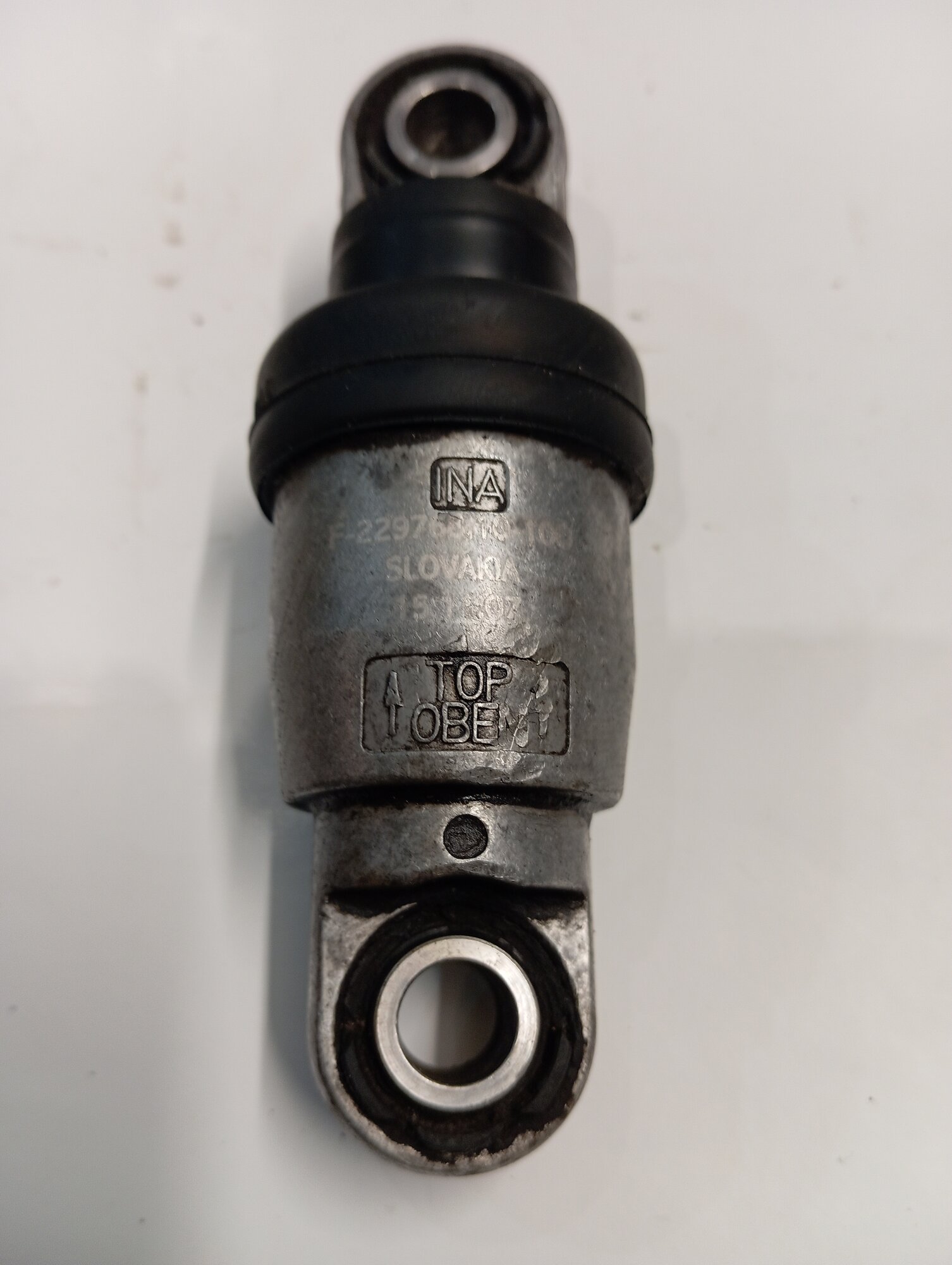 Натяжитель ремня тайота Камри альфард 2.4.